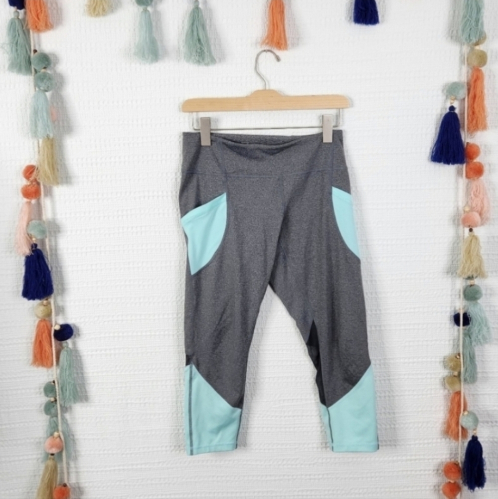 Zella Cropped Leggings